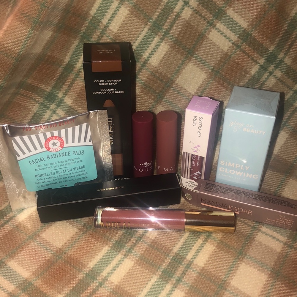 Makeup Bundle tre’stique Ofra